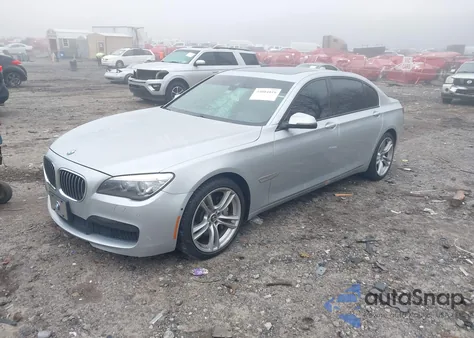 2013 BMW 750Li из США, поврежденный, VIN WBAYE8C56DD133349